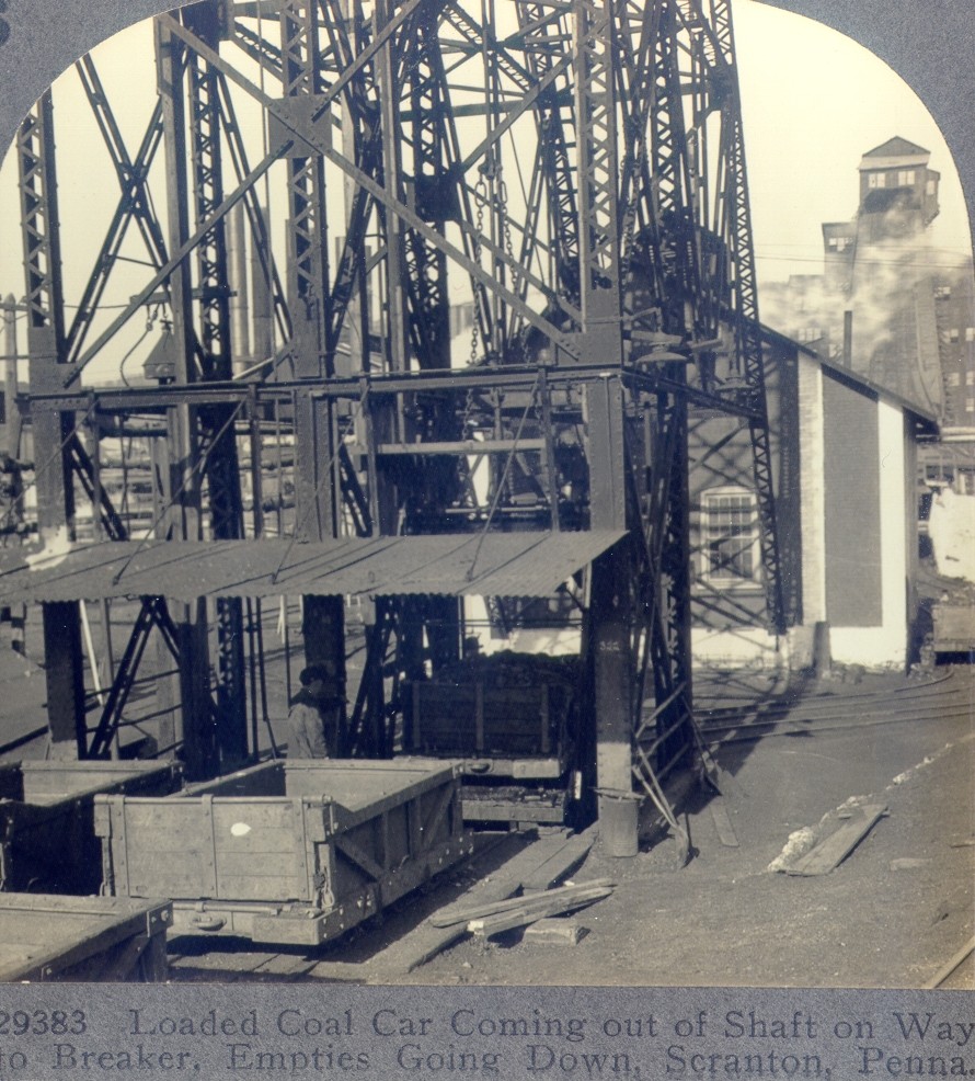 Loaded car exiting shaft on way to breaker